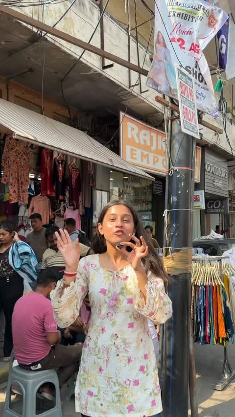 Instagram post by @dilli_ki_fashionwali for Chemist at Play. Caption reads: [...] bhi chahiye, I’ve been using the Chemist At....