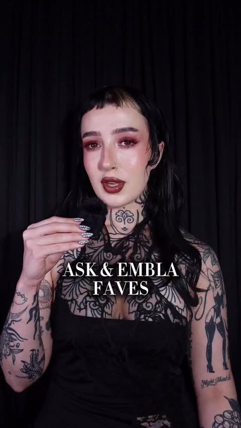 Instagram post by @mimi_almighty for Ask and Embla. Caption reads: It’s @askemblastore cyber Monday sale ⛓️‍💥💀....