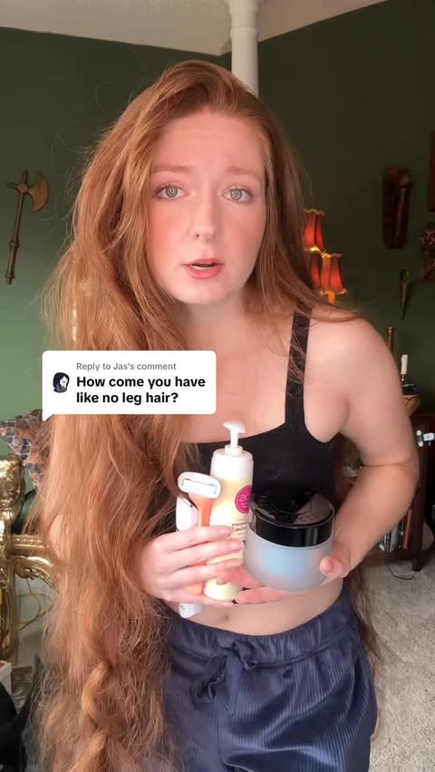 Instagram post by @scarlett.o.hair for Billie. Caption reads: I don’t shave a lot.. but when I do I mean....