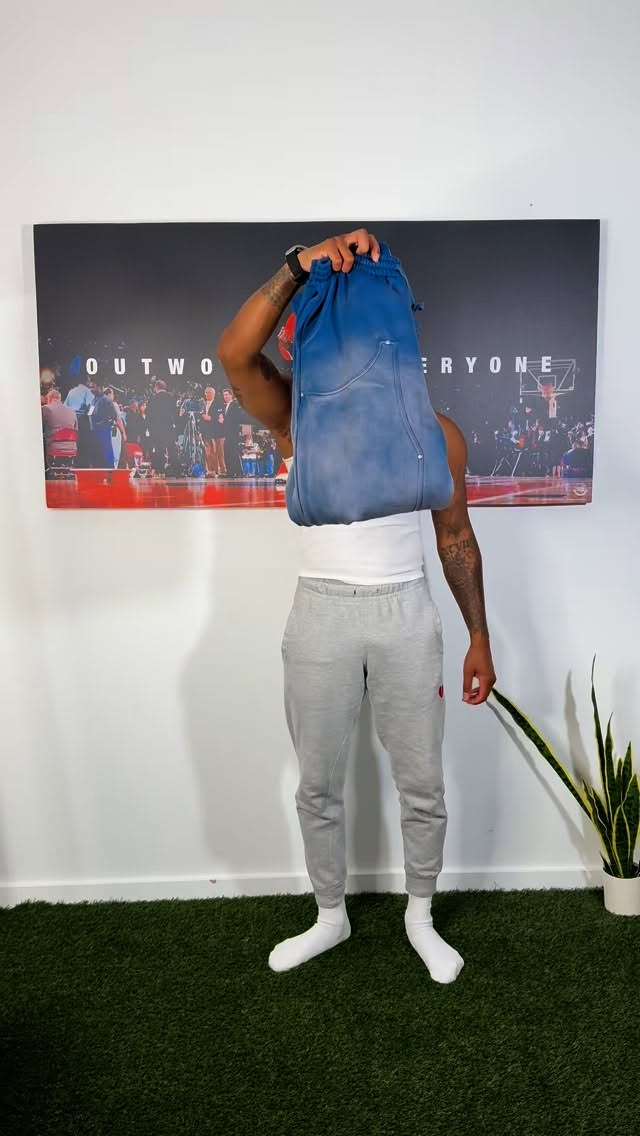 Instagram post by @king_kt3 for mnml. Caption reads: Pants from @mnml.la 🔥

#outfitinspo....