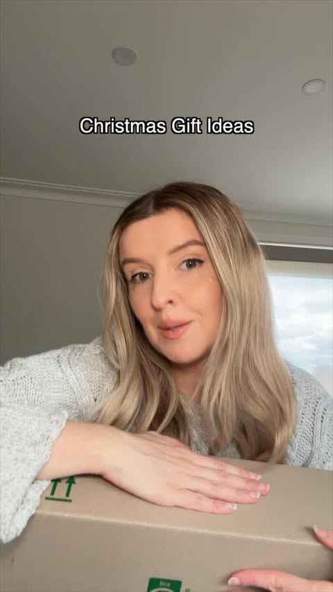 Instagram post by @ivana_gigovic for ARZOPA. Caption reads: cool christmas gift idea! Check out the link in my....