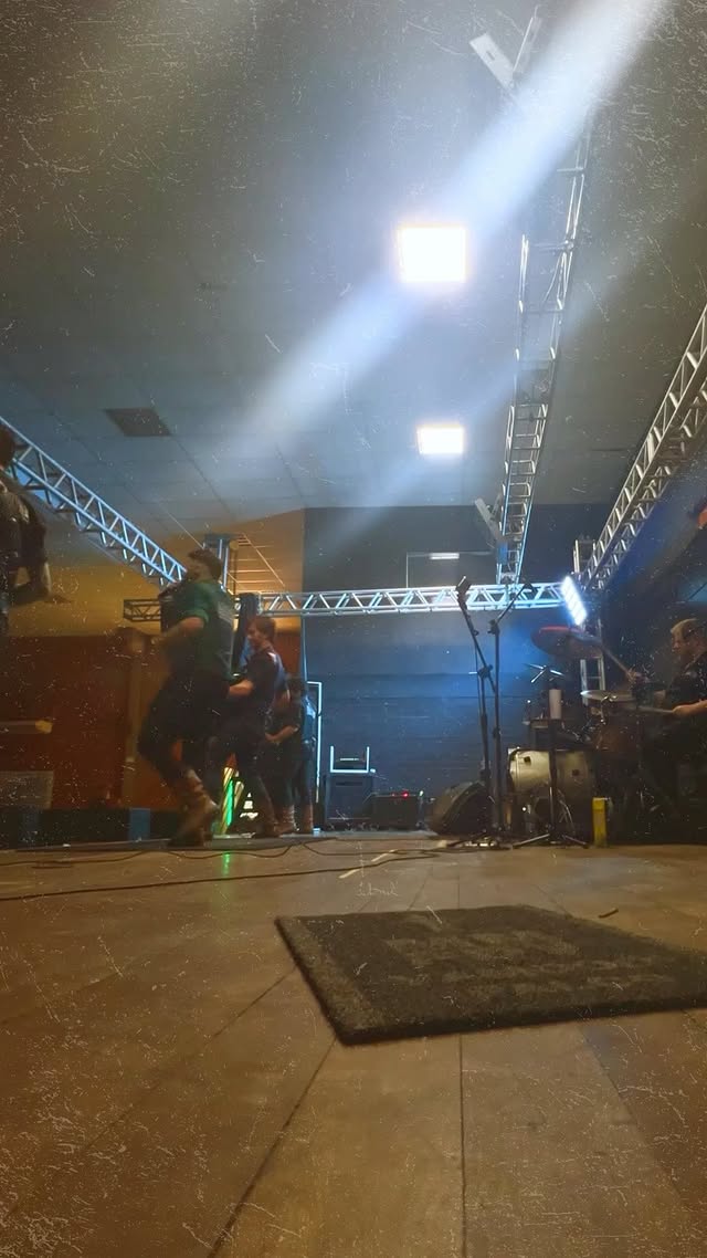 Instagram post by @mateusmeninoficial for Phenyx Pro. Caption reads: This is the live sound of Phenyx Pro PTU-1U....