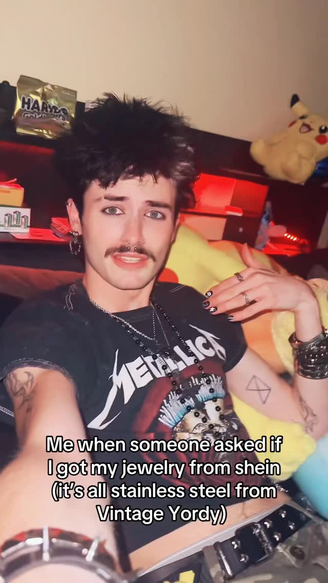 Instagram post by @ryisdying for YORDY. Caption reads: [...] swear (use code RY15 for 15% off....