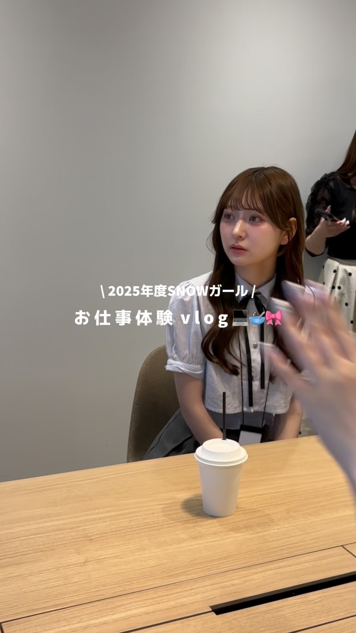 Instagram post by @_ruka49 for SNOW Japan. Caption reads: SNOW....