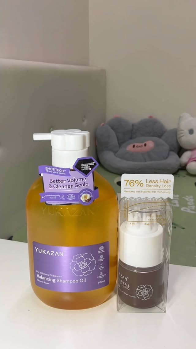 Instagram post by @madelynn_wongxiangqing for Watsons Malaysia. Caption reads: 🧖🏻‍♀️🚿 New scalp care haul from Watsons 📦✨....