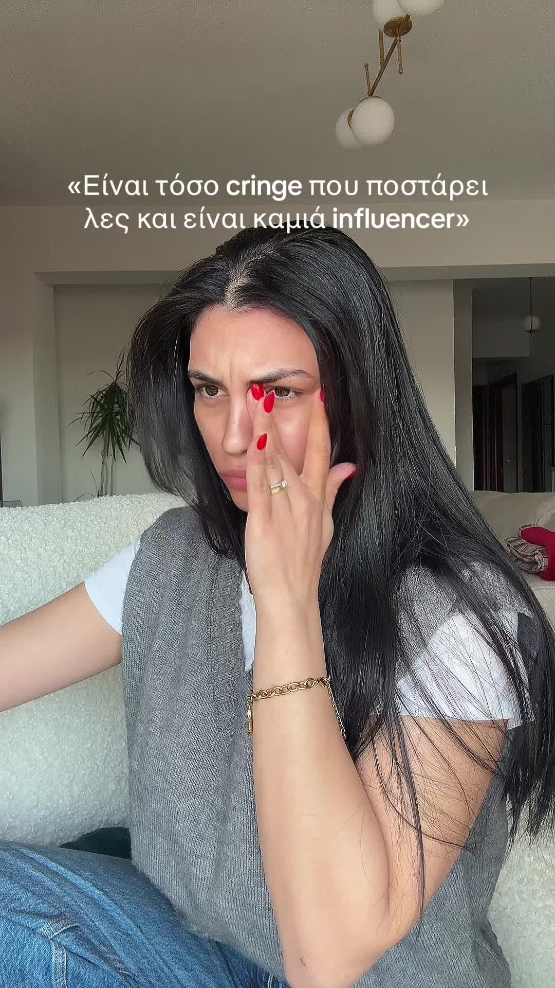 TikTok post by @zina.pappa for MUA Cosmetics Maroc. Caption reads: @MUA Cosmetics got the point🤝🏻🥹 #mua #pr #gift....