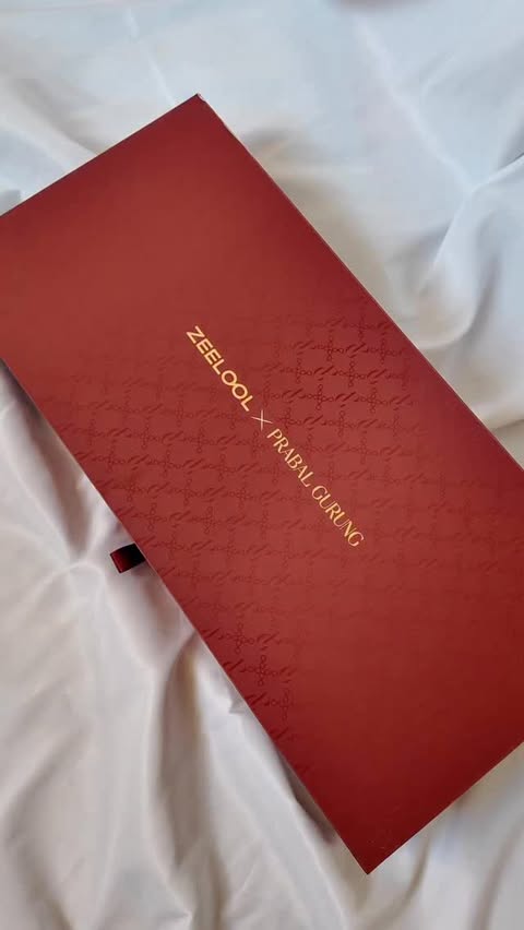 Instagram post by @dianatevzadzee for Zeelool. Caption reads: @zeelool 

#ZEELOOLXPRABAL GURUNG
Discount code:....