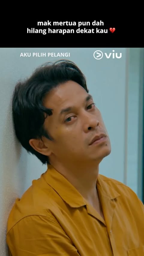 Instagram post by @rosnahjohari_rj for Viu Indonesia. Caption reads: Doa IBU..😢😢 . . . . . . . . . . . . . . . . . .....