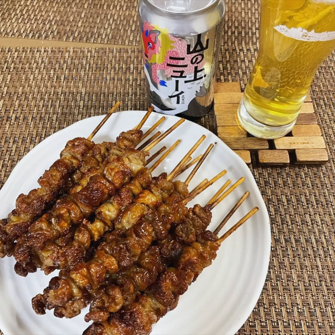 Instagram post by @chap_pun for Takenoya. Caption reads: 博多ぐるぐるとりかわで晩酌🍻✨

今回竹乃屋さまより「博多ぐるぐるとりかわ」🐔を頂戴しましたので....