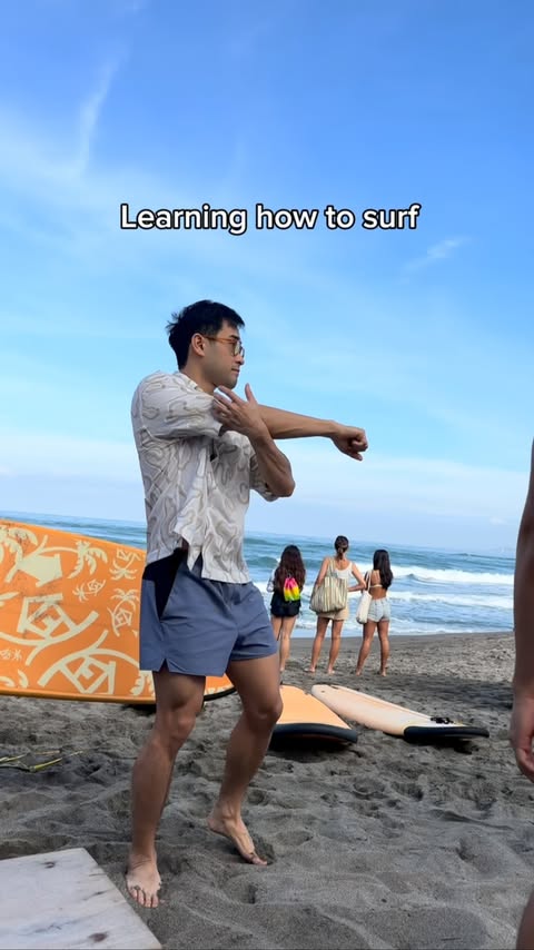 Instagram post by @kevinvty for World Surf League. Caption reads: Marunong na ako mag surf! 🏄

Catch the World....