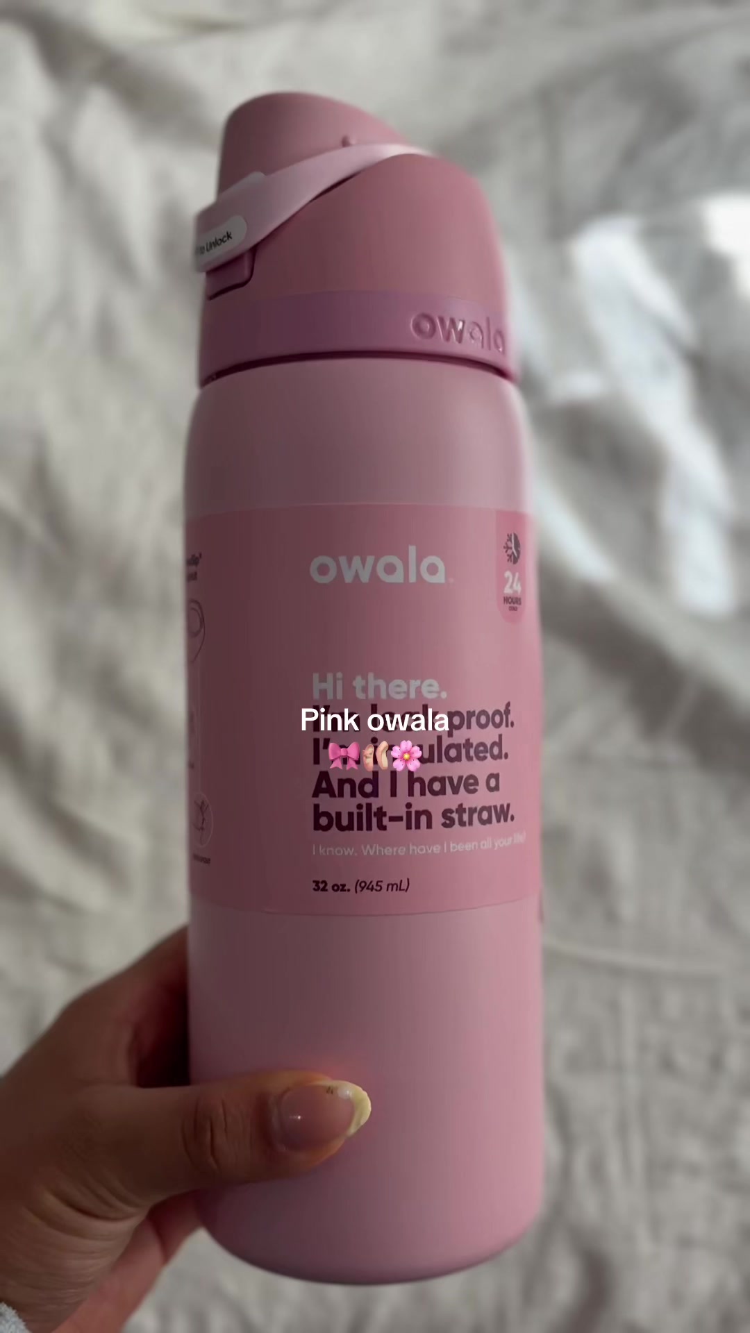 TikTok post by @kaarenxox for Owala. Caption reads: Perfect ✨ @Owala  #pink #owala #owalawaterbottle....