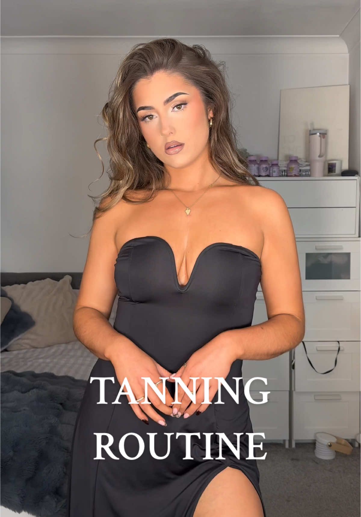 TikTok post by @georgia.barratt for Bondisands. Caption reads: [...] for your besties!!🥹🫶🏼 #bondisands....