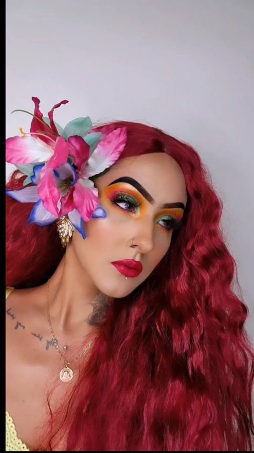 Instagram post by @goddess_be.u.tea for Beauty Bakerie. Caption reads: [...] & Highlight Palette (Royal Flush) ☀️....