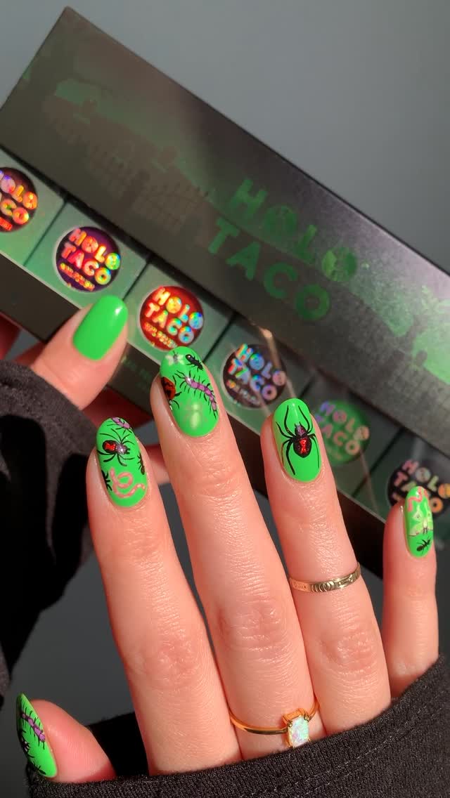 Instagram post by @audrey_swatches for Holo Taco. Caption reads: Holoween Creepy Crawlies • Sponsored by @holotaco....