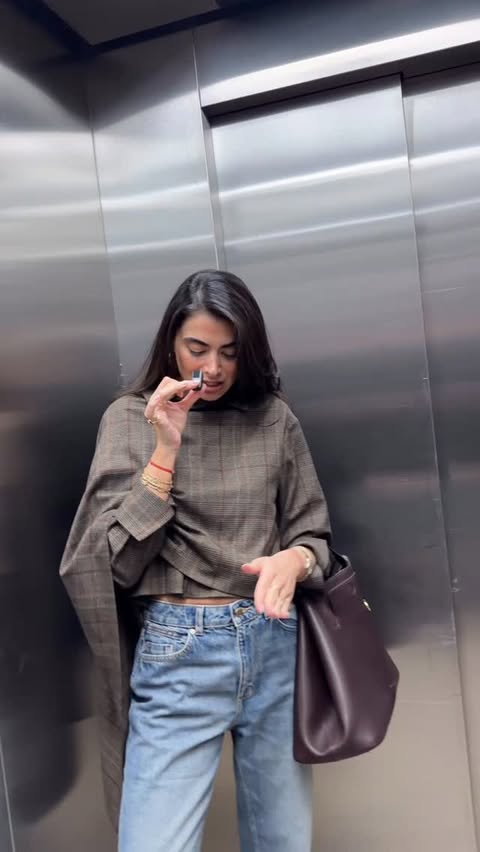 Instagram post by @selennergiz for Songmont. Caption reads: [...] @rouzofficial Jean and boots @zara Bag....