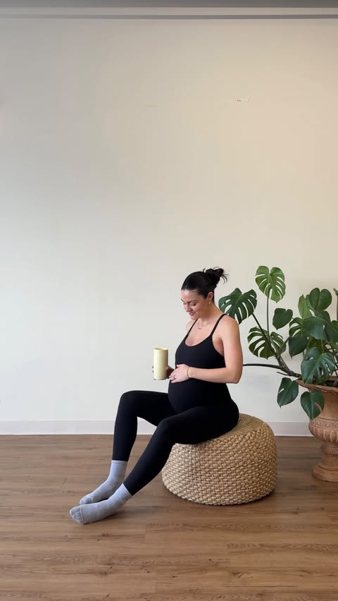 Instagram post by @torrsim for Perelel. Caption reads: [...] my prenatal, and added support from....