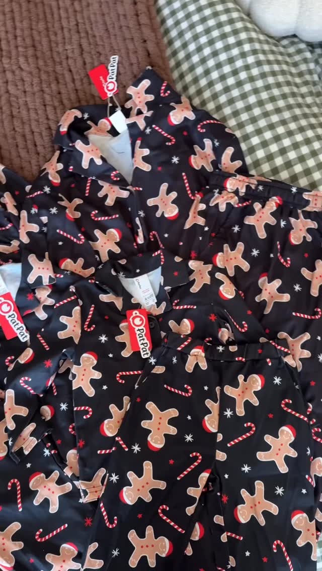 Instagram post by @_luubbaa for PatPat. Caption reads: family matching christmas pjs✔️comment “link” to....