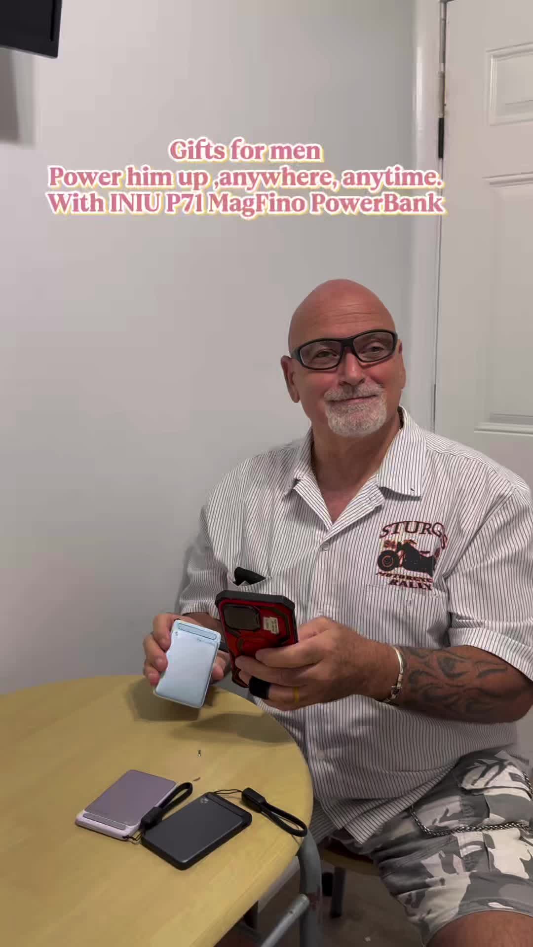 TikTok post by @virgtify for INIU Shop. Caption reads: [...] P71 MagFino PowerBank @INIU_official....