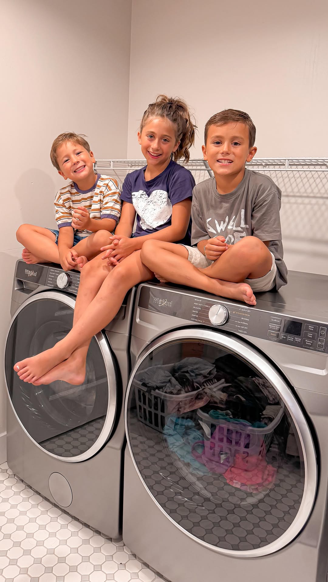 Instagram post by @lu_mulloy for Whirlpool. Caption reads: #WhirlpoolPartner remember when doing laundry....