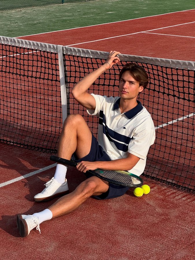Instagram post by @carlosbottcher for ellesse. Caption reads: [...] vita, from the court to the city with....