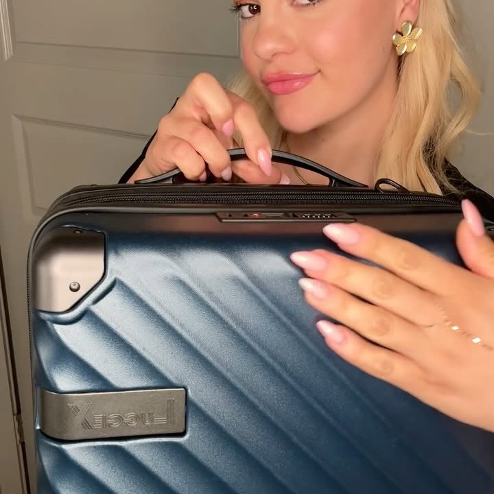 Instagram post by @azraagvncc for LuggeX. Caption reads: [...] you ✨
This stunning 3-piece set from....