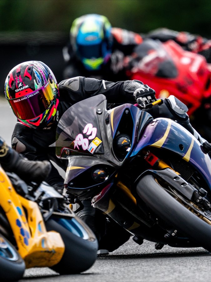 Instagram post by @triple_m_rennstreckentraining for SHARK Helmets. Caption reads: don’t hide • 𝘱𝘰𝘸𝘦𝘳𝘦𝘥 𝘣𝘺 @riders_club_de....