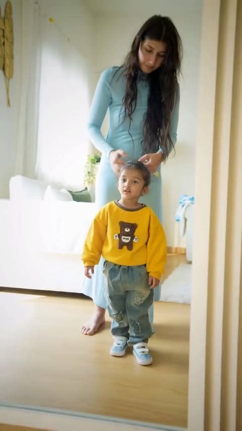 Instagram post by @avantii2 for Hopscotch. Caption reads: @hopscotch.in ❄️Winter Collection is now live! Go....