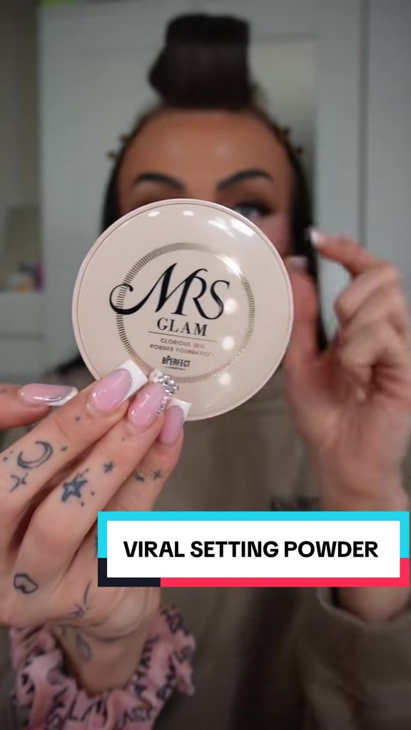 TikTok post by @psmakeup21 for BPerfect Cosmetics. Caption reads: @BPerfect Cosmetics  this is still so viral ✨✨🤓....