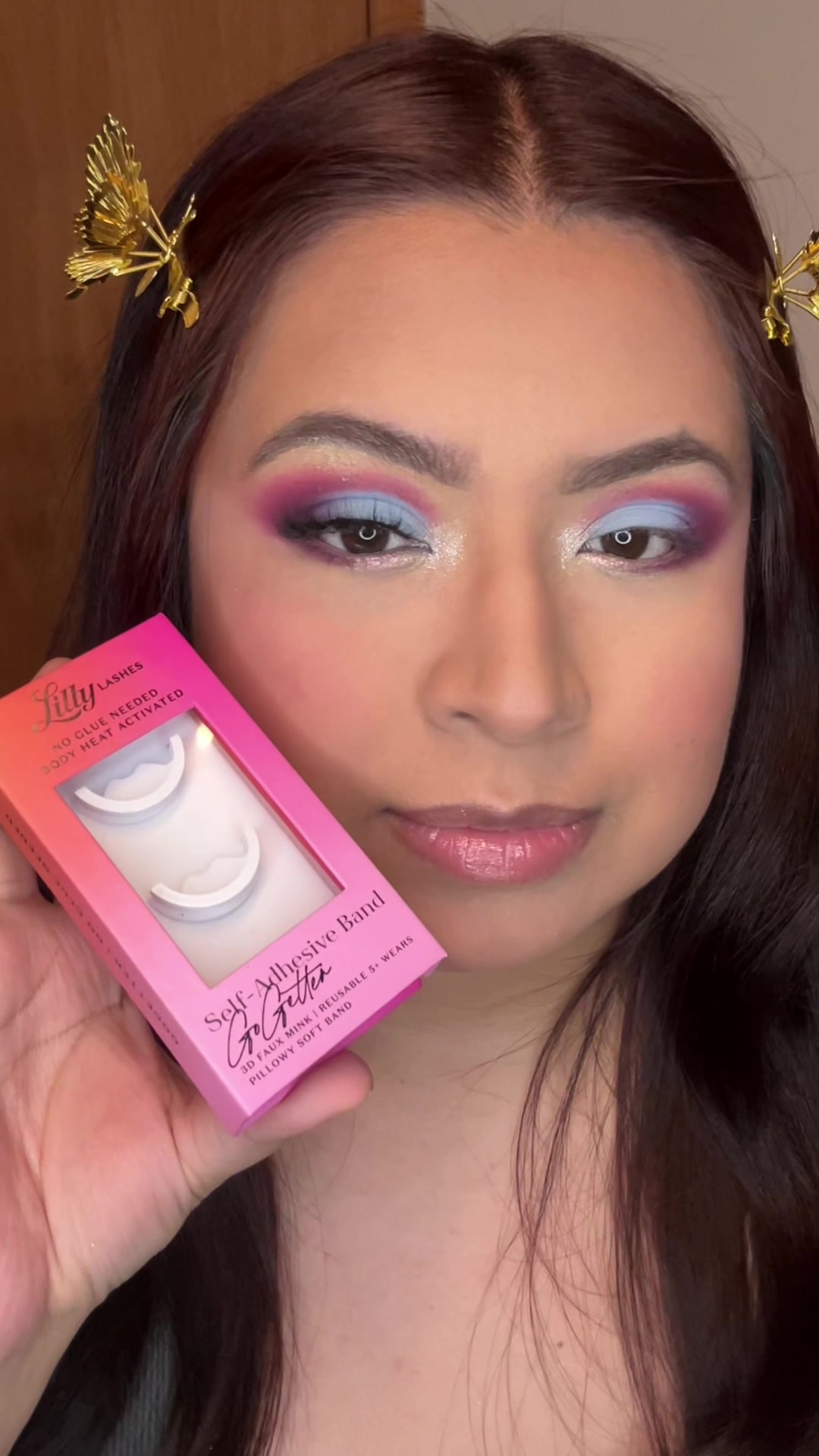 TikTok post by @yasmins_glam for Lilly Lashes. Caption reads: Self-Adhesive Lashes @Lilly Lashes Self-Adhesive....