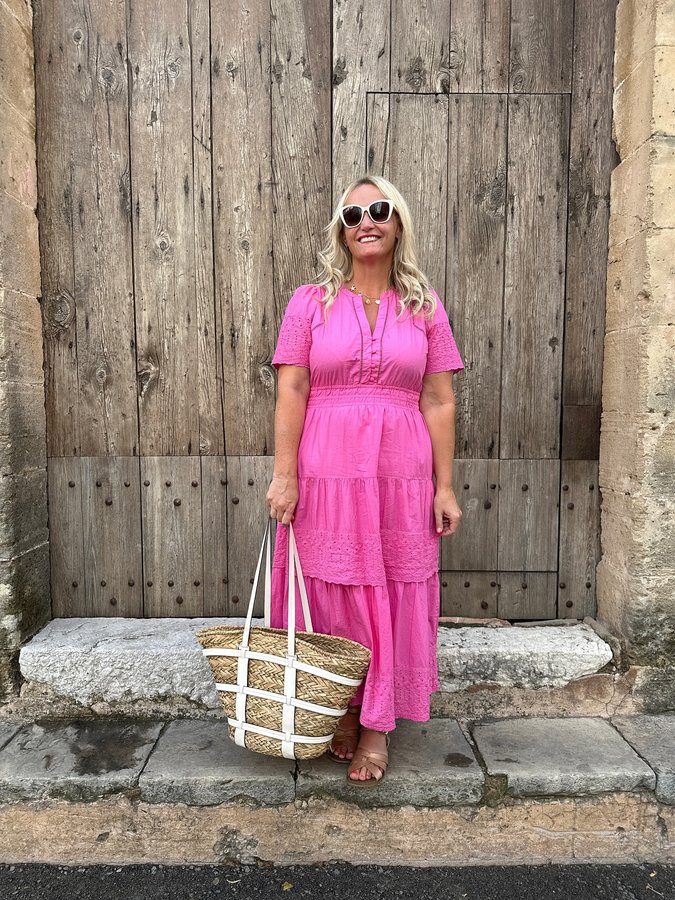 Instagram post by @caroline.wears for Aspiga. Caption reads: [...] (swipe to see more ➡️). I wore my....