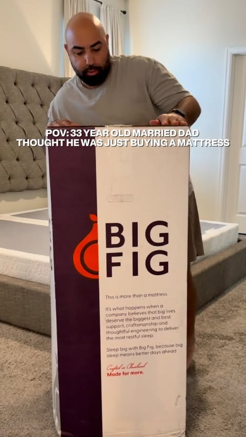 Instagram post by @dad.encasa for Big Fig Mattress. Caption reads: [...] for real sleep thanks to my new....