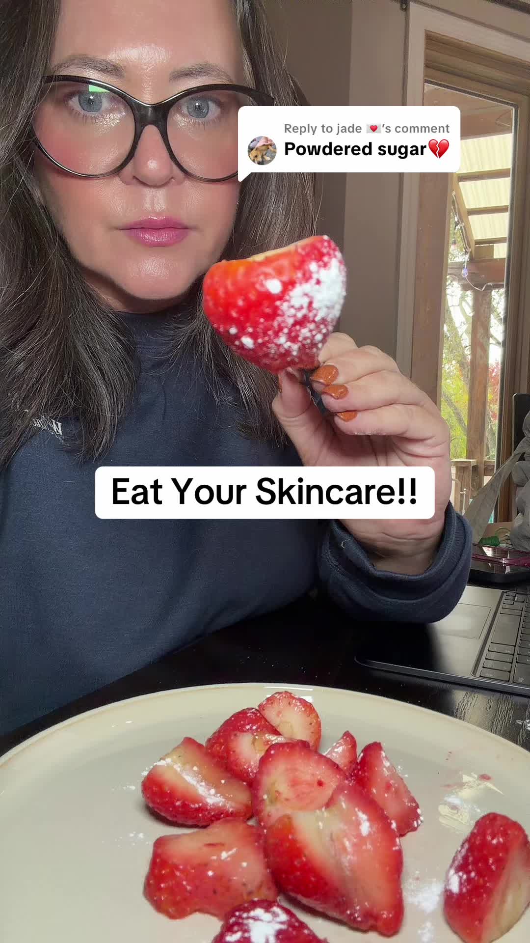 TikTok post by @southern_wellness for Akasha Superfoods. Caption reads: Replying to @jade 💌 @Akasha Superfoods....