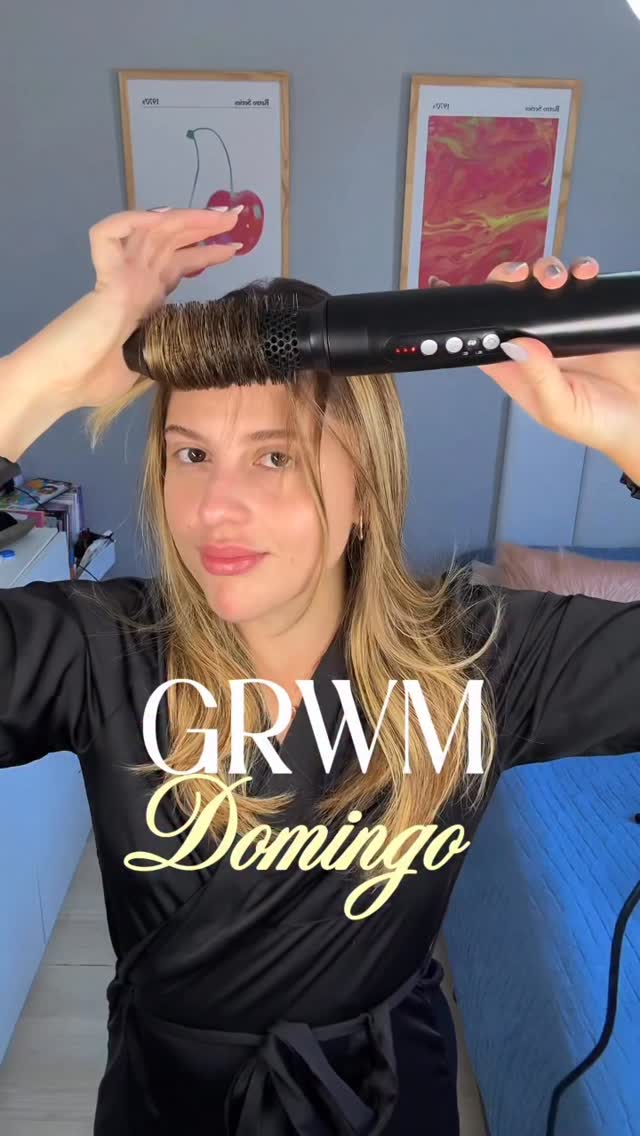 Instagram post by @_gihsouza for Beleza Brasileira. Caption reads: #grwm de domingo 💙🪢 look @likejeans.brand....