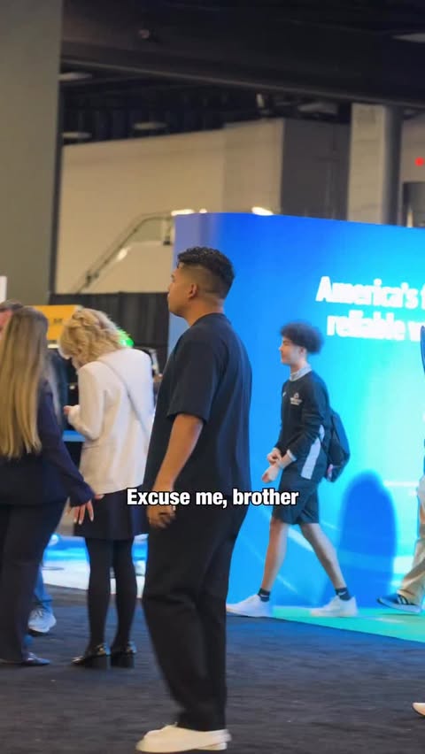 Instagram post by @juixxe for AT&T. Caption reads: [...] for these college football fans 🥹 @att....