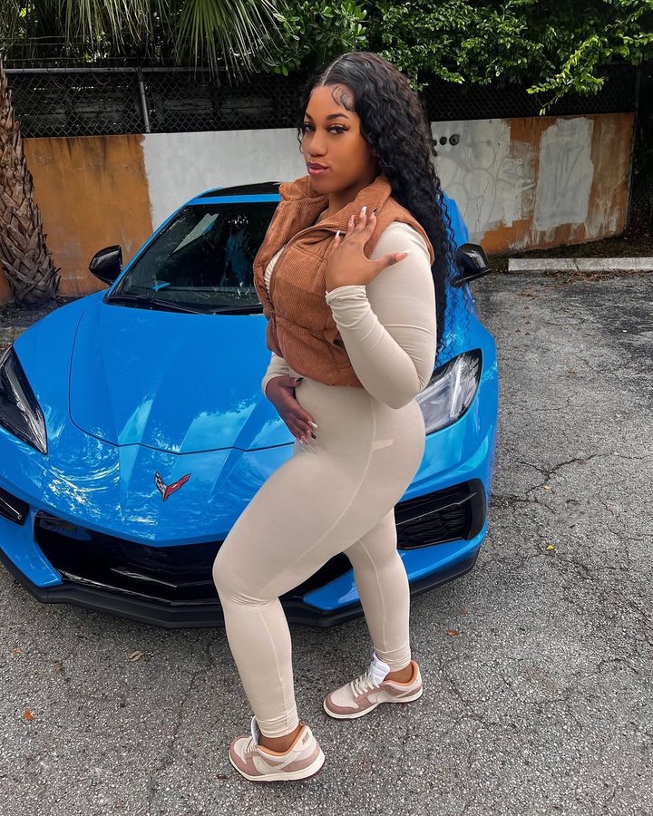 Instagram post by @nanniiroyaltyy for Baddieville. Caption reads: [...] lane ain’t for beginners. 💙✨ Outfit:....