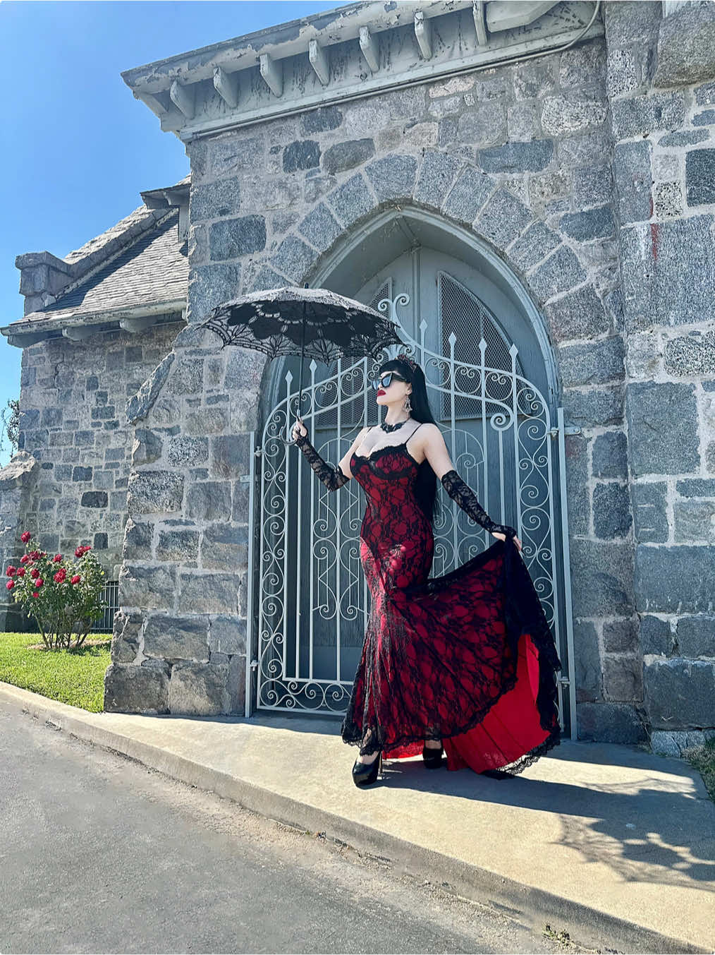 TikTok post by @victoriaveninofficial for Dolls Kill. Caption reads: ♛ 🌹 🖤 🌹 ♛ Styled by @Dolls Kill 🦇💋.