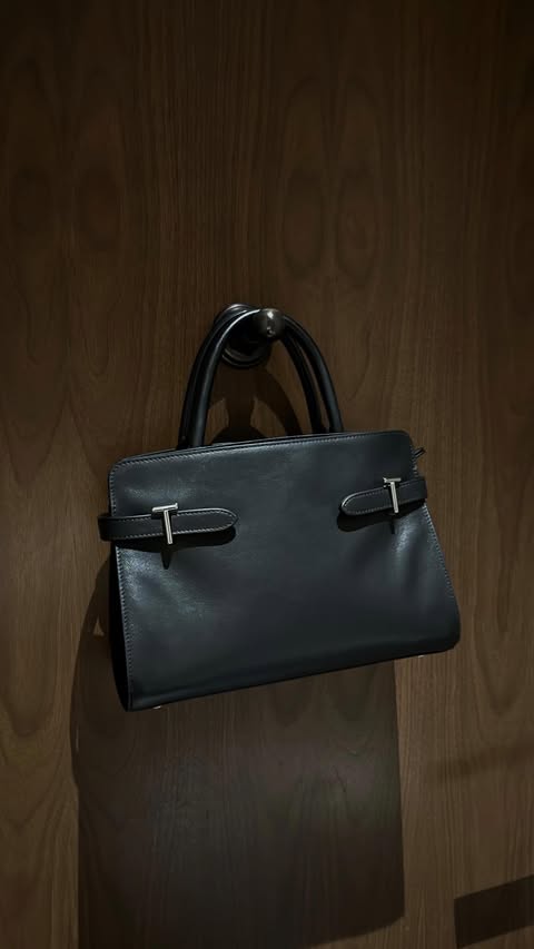 Instagram post by @karunwen for Le Tanneur. Caption reads: [...] 🤍 I’m so excited to team up with @letanneur....