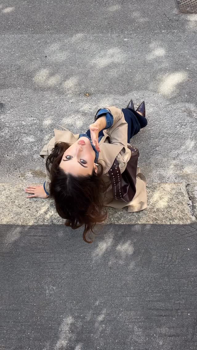 Instagram post by @iamjessicabruno for Sinsay. Caption reads: life it’s our runway girls!!! 💘💘💘 @sinsay_it....