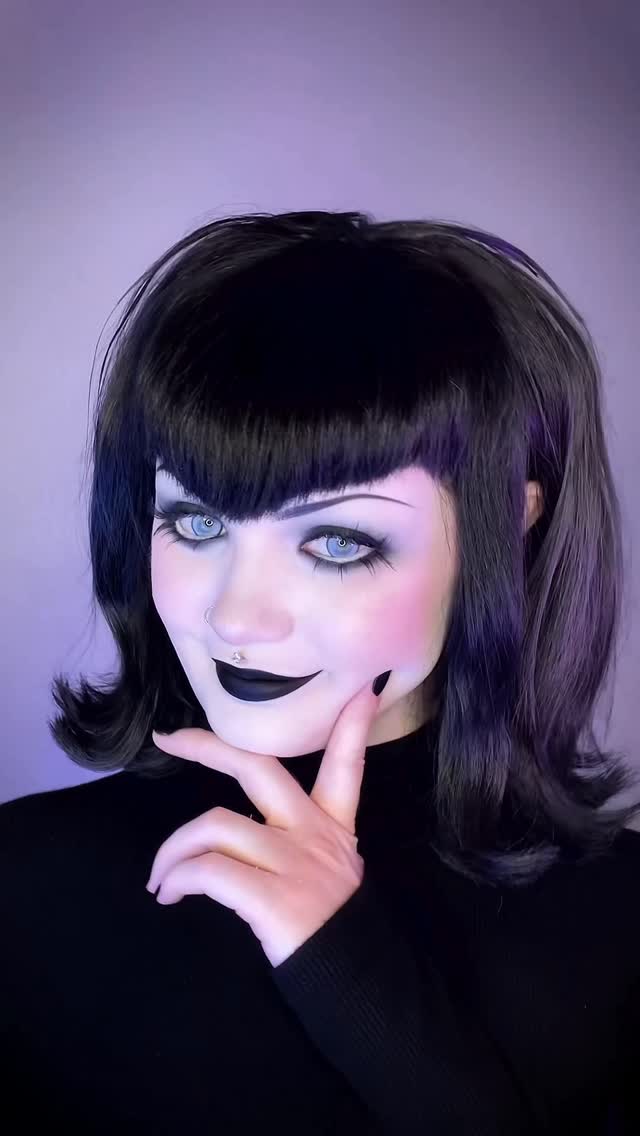 Instagram post by @vocallyshook for PinkyParadise. Caption reads: [...] liquid lip* __ ✖️Contacts:....