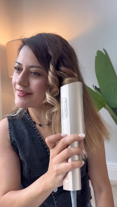 Instagram post by an influencer for TYMO BEAUTY. Caption reads: [...] link pinned to comments📌 #tymobeauty....