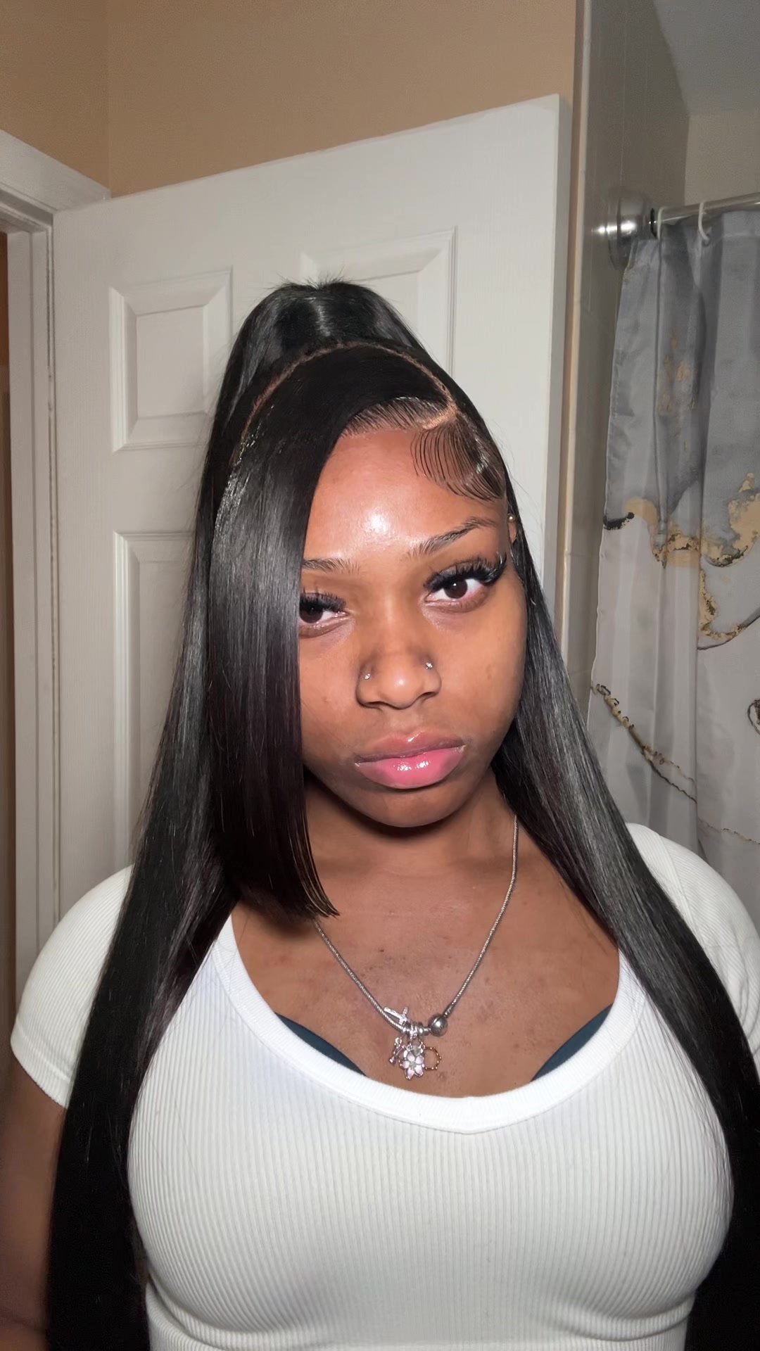 TikTok post by @pyttt.raw for Pizazz Hair. Caption reads: @Pizazz Hair Shop @Pizazz Hair 28in 13x6 body wave....