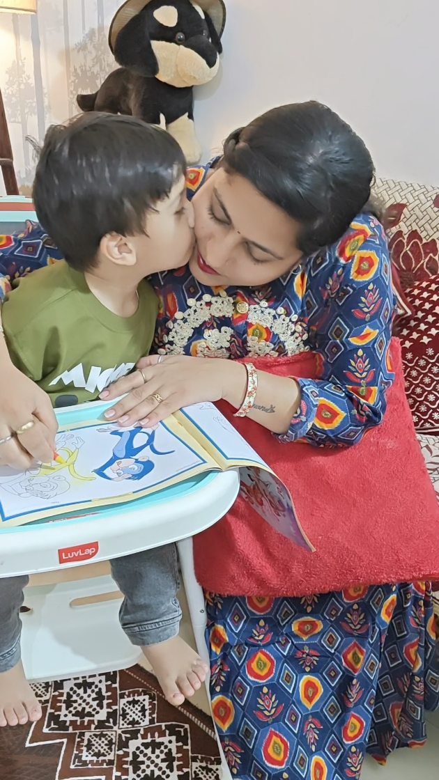 Instagram post by @mrs._s_pandey for LuvLap. Caption reads: The Luvlap 4-in-1 feeding chair is the perfect....