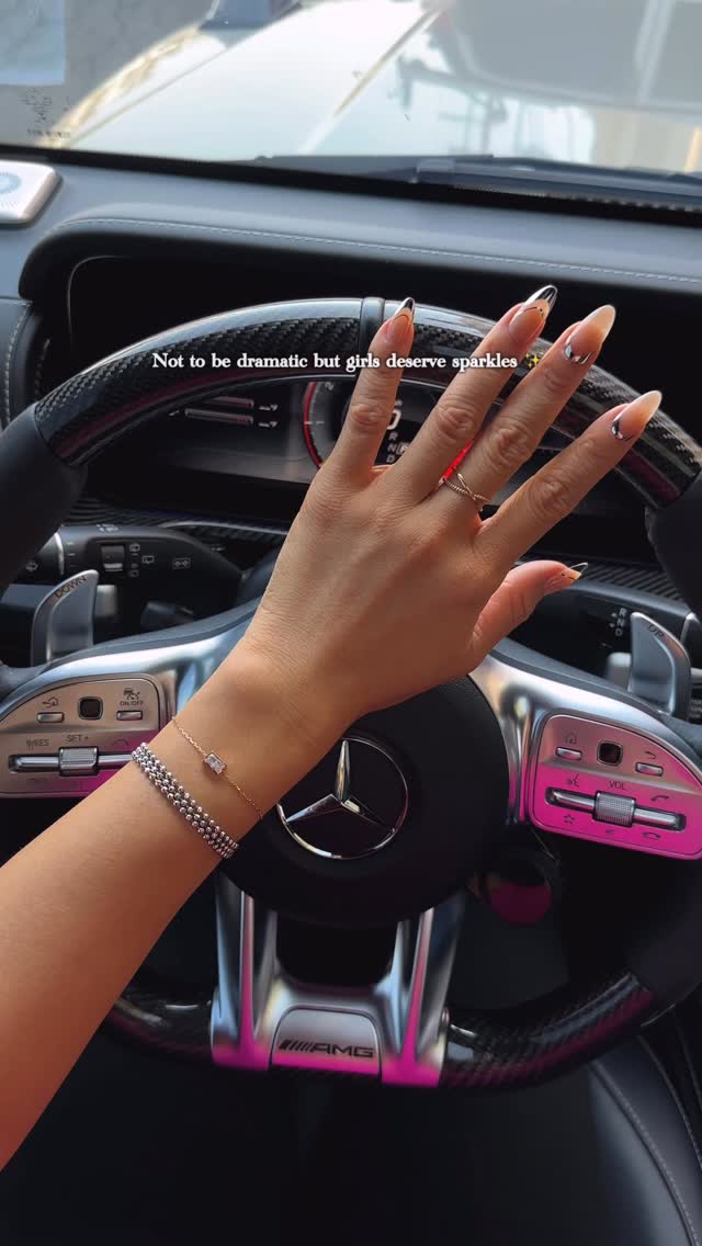 Instagram post by @misslinyeh for GelinDiamond. Caption reads: My rose gold pieces from @gelindiamond 💖

Comment....