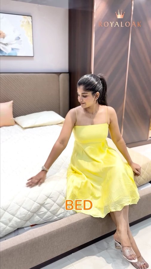 Instagram post by @rasipriyachowdary for Royaloak Furniture. Caption reads: I recently visited @royaloakfurniture Banjara....