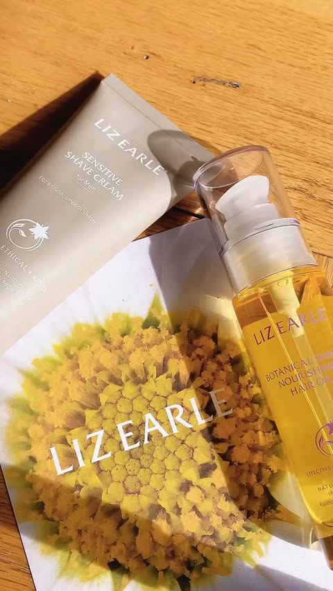 Instagram post by @loufindsx for Liz Earle Beauty Co.. Caption reads: #AD @LizEarleBeautyCo #AD #LizEarleBeauty [...].
