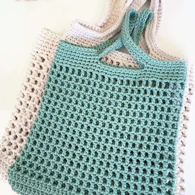 Instagram post by @simplymadebyerin for Yarnspirations. Caption reads: 🧶 So many yarn options? Which one would you....