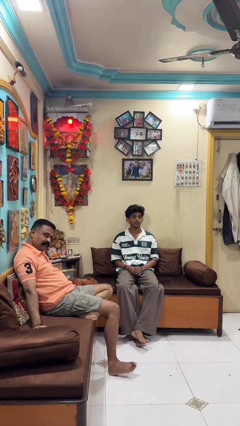 Instagram post by @naik__siddhant for Rapido. Caption reads: Tou tou vajla nhi ki challa baher😂😭

💸 Earn....