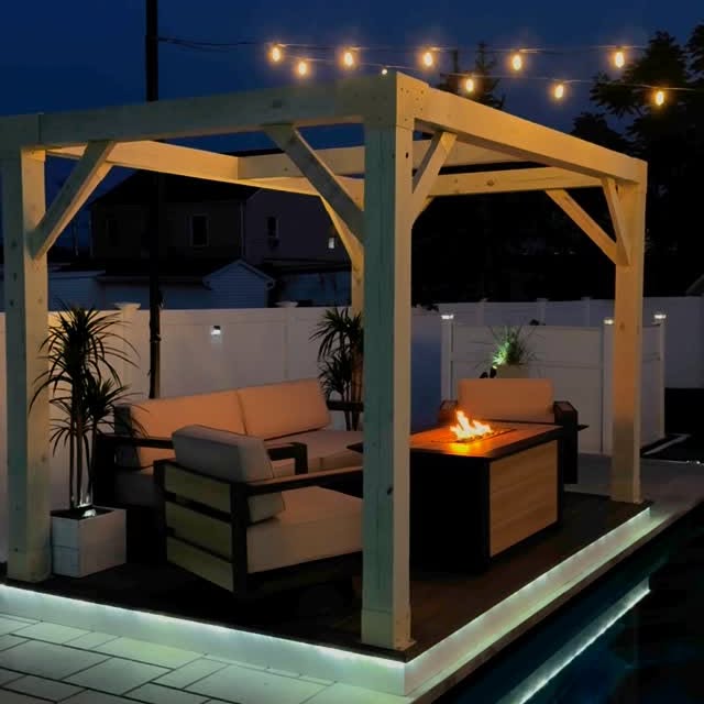 Instagram post by @cisekdesigns for Mirador Outdoor. Caption reads: [...] outdoor furniture set from @miradoroutdoor....