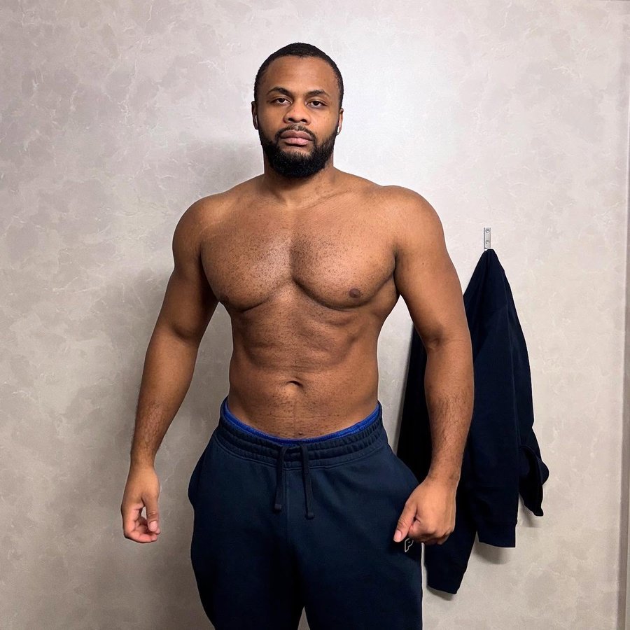 Instagram post by @revisfitlife for Prozis. Caption reads: A winner is someone who never gives up. Always....