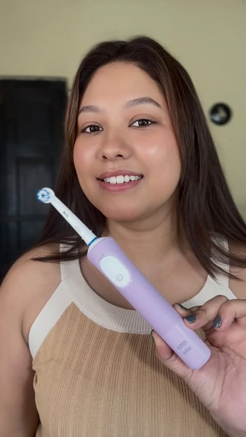 Instagram post by @miss_das.1 for Oral-B. Caption reads: Once you start using the @oralbindia Vitality Pro....